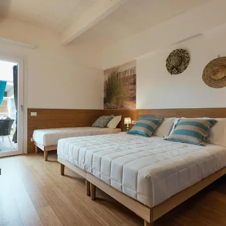 2 Bed Sleeps 7 In Bibione